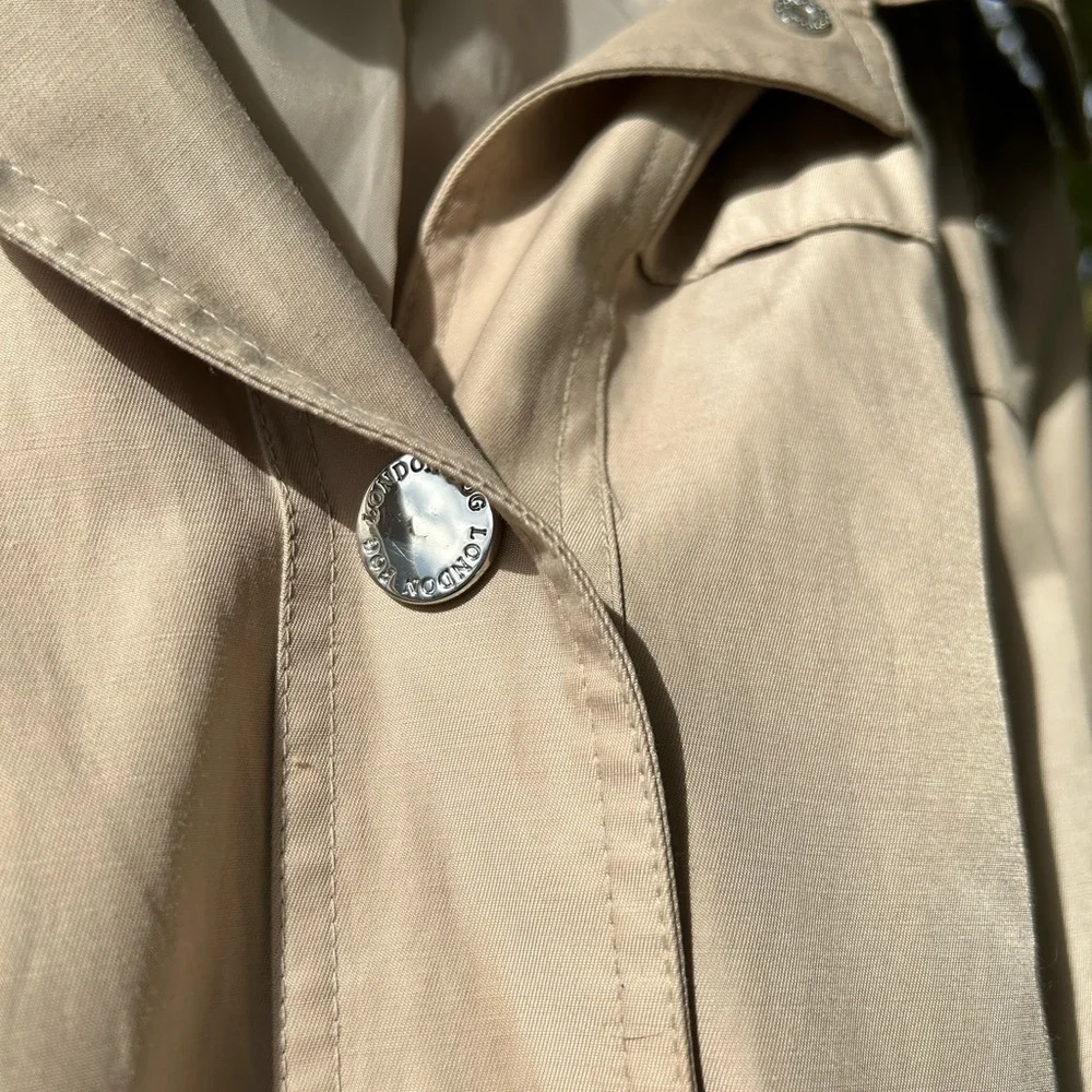 London Fog Women’s Trench Coat! S - Picture 5 of 8
